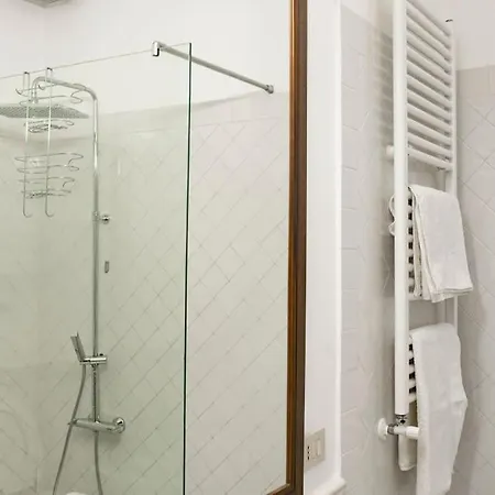 Cavour Elegant At Massimo Theater * باليرمو