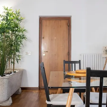 Cavour Elegant At Massimo Theater Apartment Palermo