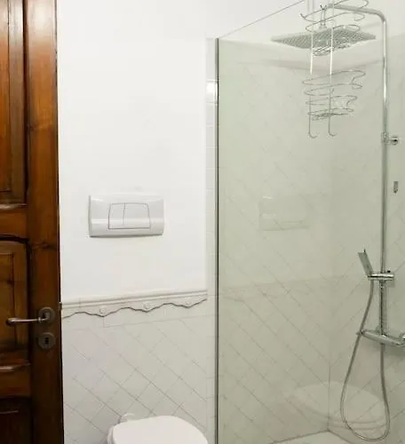 Cavour Elegant At Massimo Theater Palermo