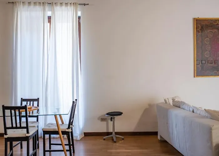 Cavour Elegant At Massimo Theater Lejlighed *