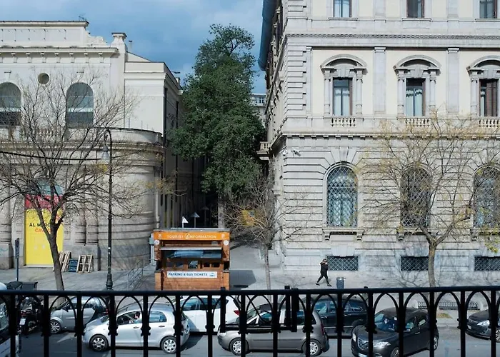 Cavour Elegant At Massimo Theater